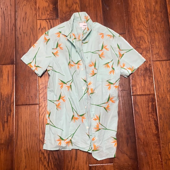 Men’s Button Down - Picture 1 of 1